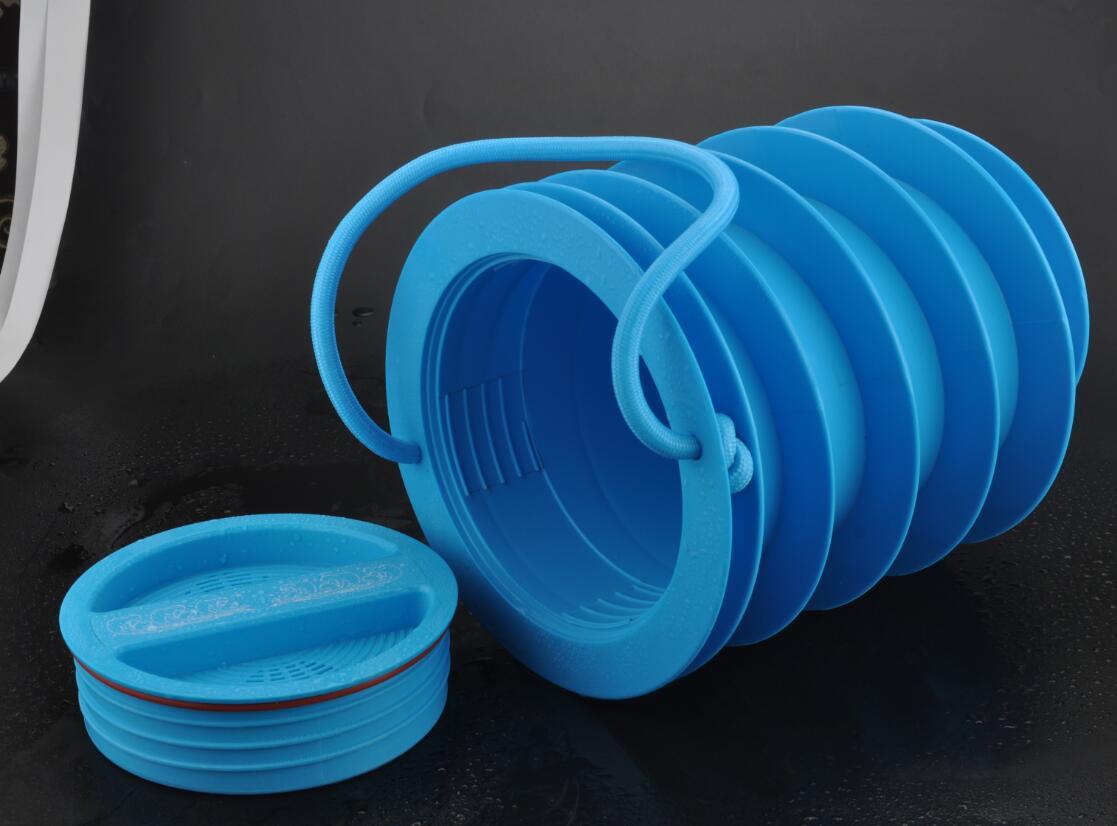Beach storage bucket