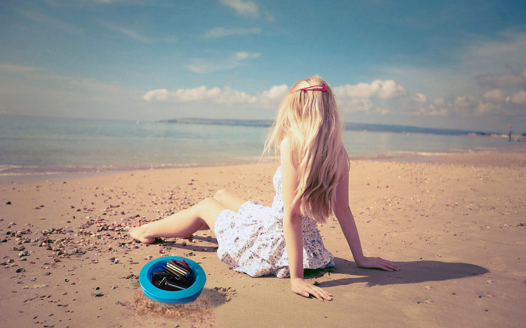 Beach storage bucket