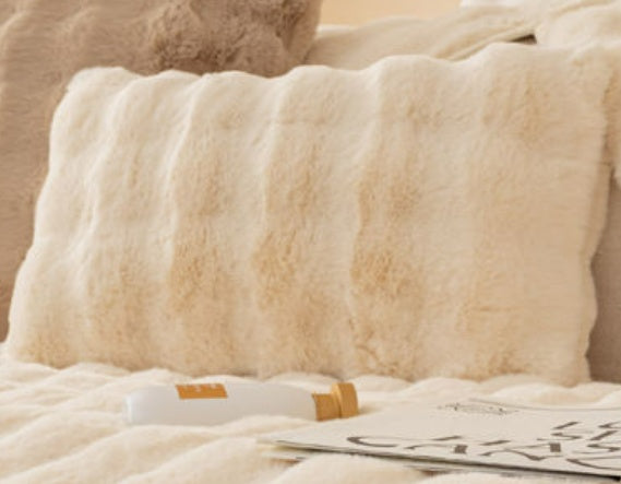 Ondaum Winter Thickened Rabbit Plush Sofa Cushion