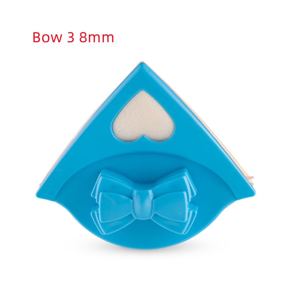 Strong magnetic glass cleaning tool