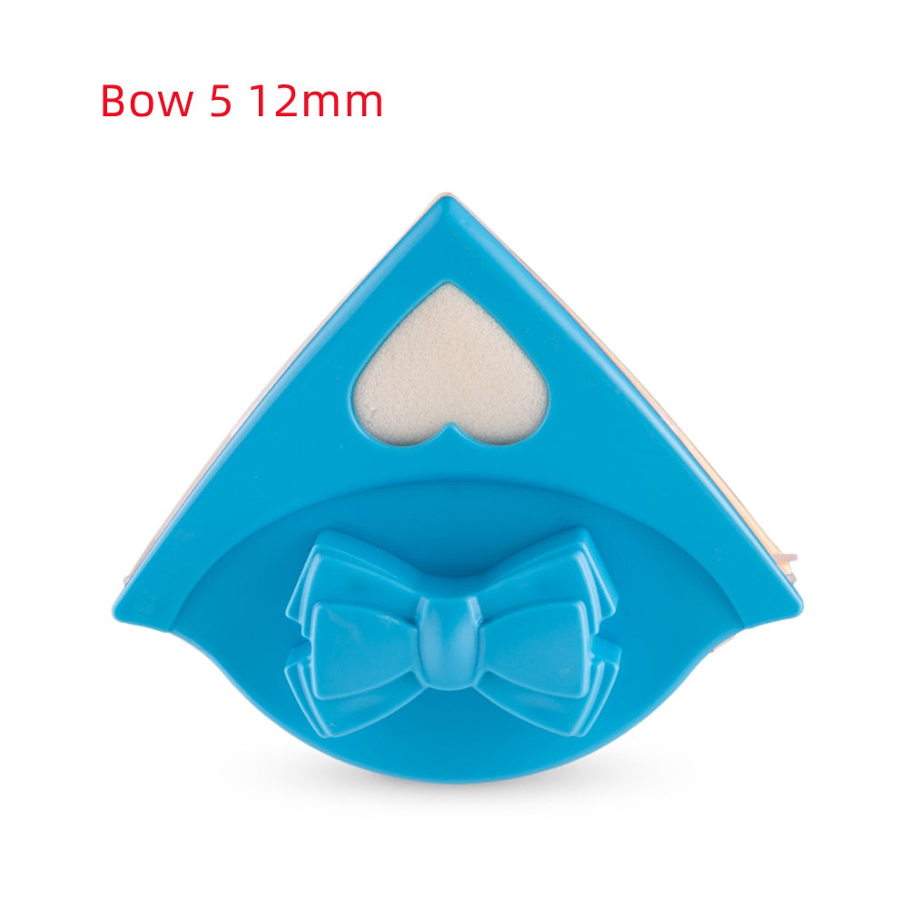 Strong magnetic glass cleaning tool